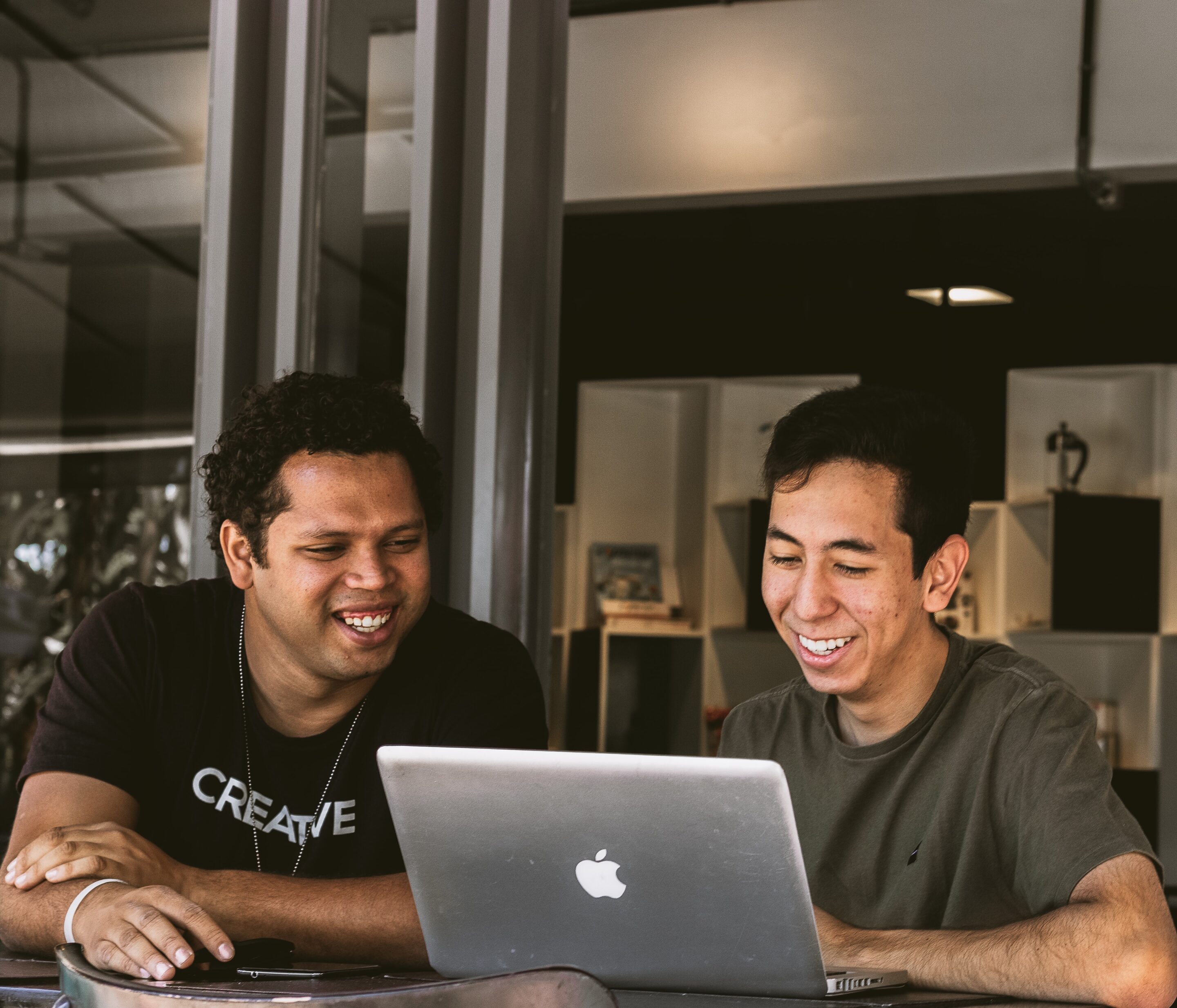 disruptivo-iQ15DTx-63k-unsplash hr consultant for small business