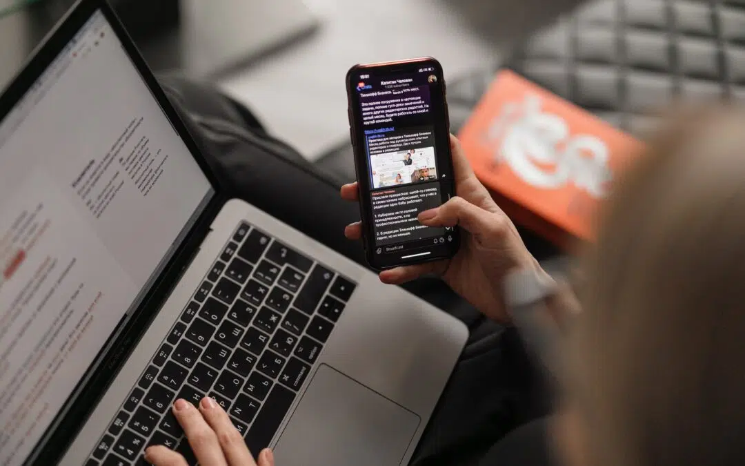 Can I stop an employee from using their mobile at work?